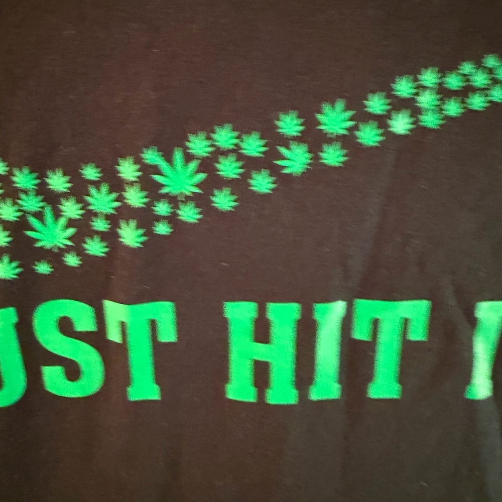 Nike Black Tee with Green Design - Picture 4 of 8